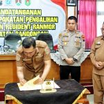 Bupati Magelang Tanda Tangani Nota Kesepakatan Pengalihan Pelayanan Regident Di Kecamatan Bandongan